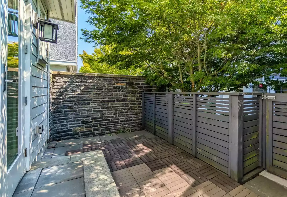 Street View Photo of 276 W 62nd Avenue, Vancouver, BC