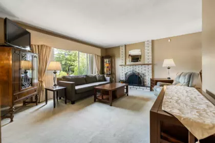 13512 Crestview Drive, Surrey, BC, Surrey — Single Family Residence for sale