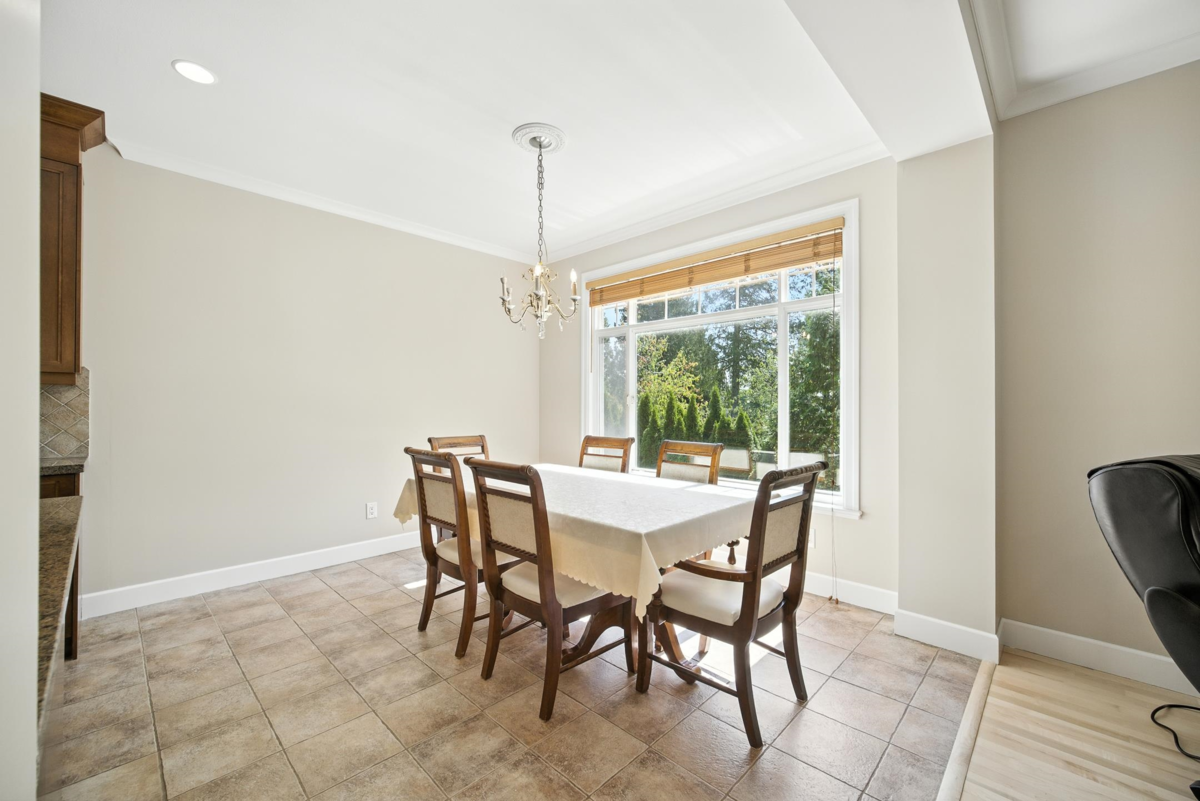 Breakfast Nook Photo of 3252 Camelback Lane, Coquitlam, BC