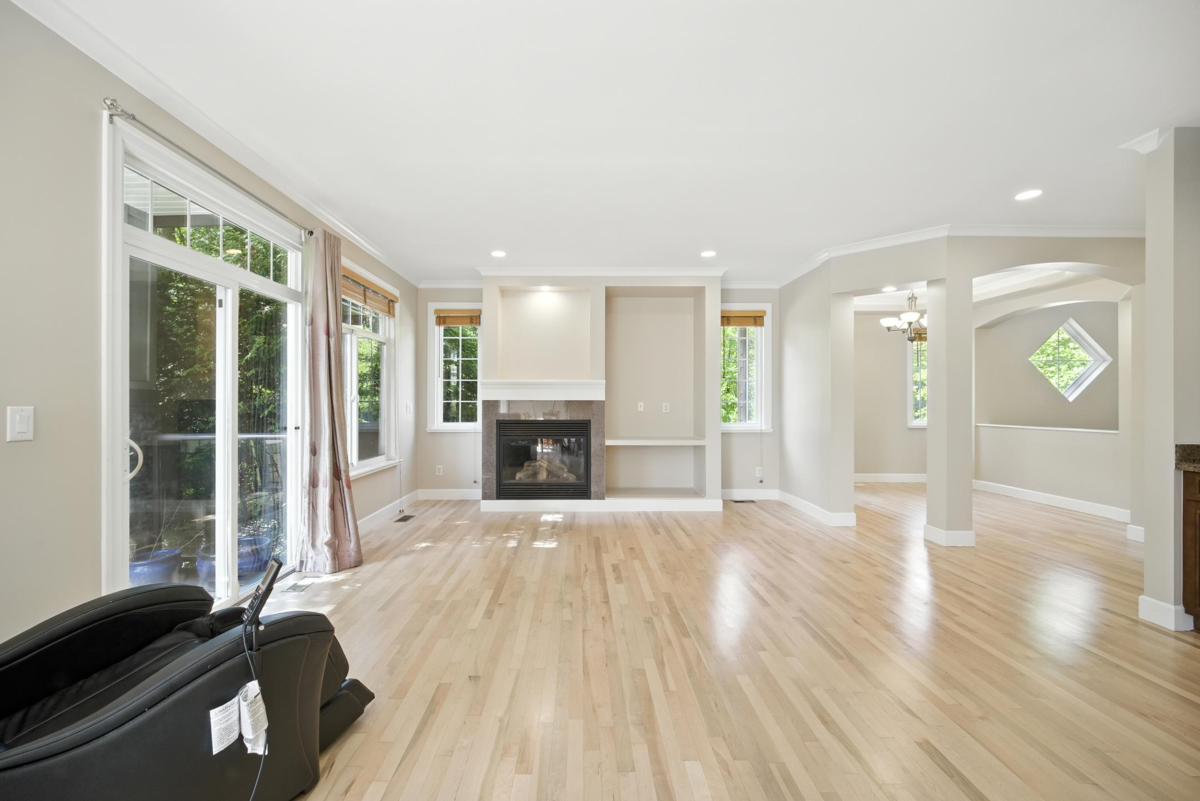 Dining Area Photo of 3252 Camelback Lane, Coquitlam, BC