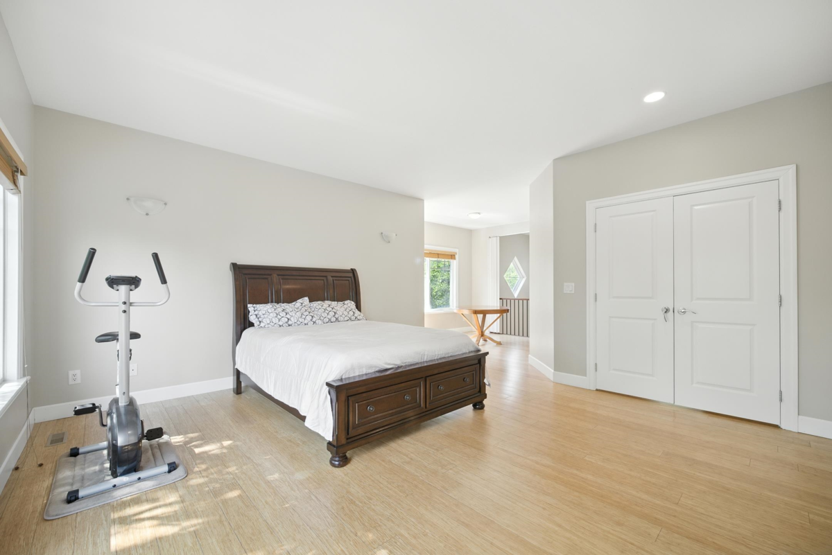 Guest Bathroom Photo of 3252 Camelback Lane, Coquitlam, BC