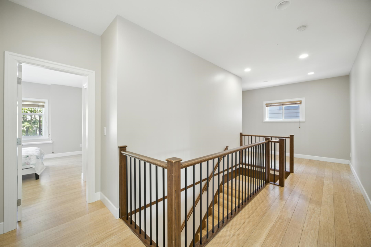 Swimming Pool Photo of 3252 Camelback Lane, Coquitlam, BC