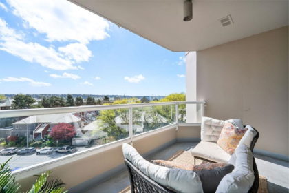 502 1065 Quayside Drive, New Westminster, BC, New Westminster — Apartment/Condo for sale