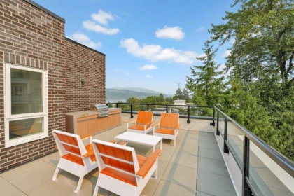 Garden / Landscaping Photo of 304 1100 Clarke Road, Port Moody, BC