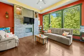 2518 Whatcom Road, Abbotsford, BC