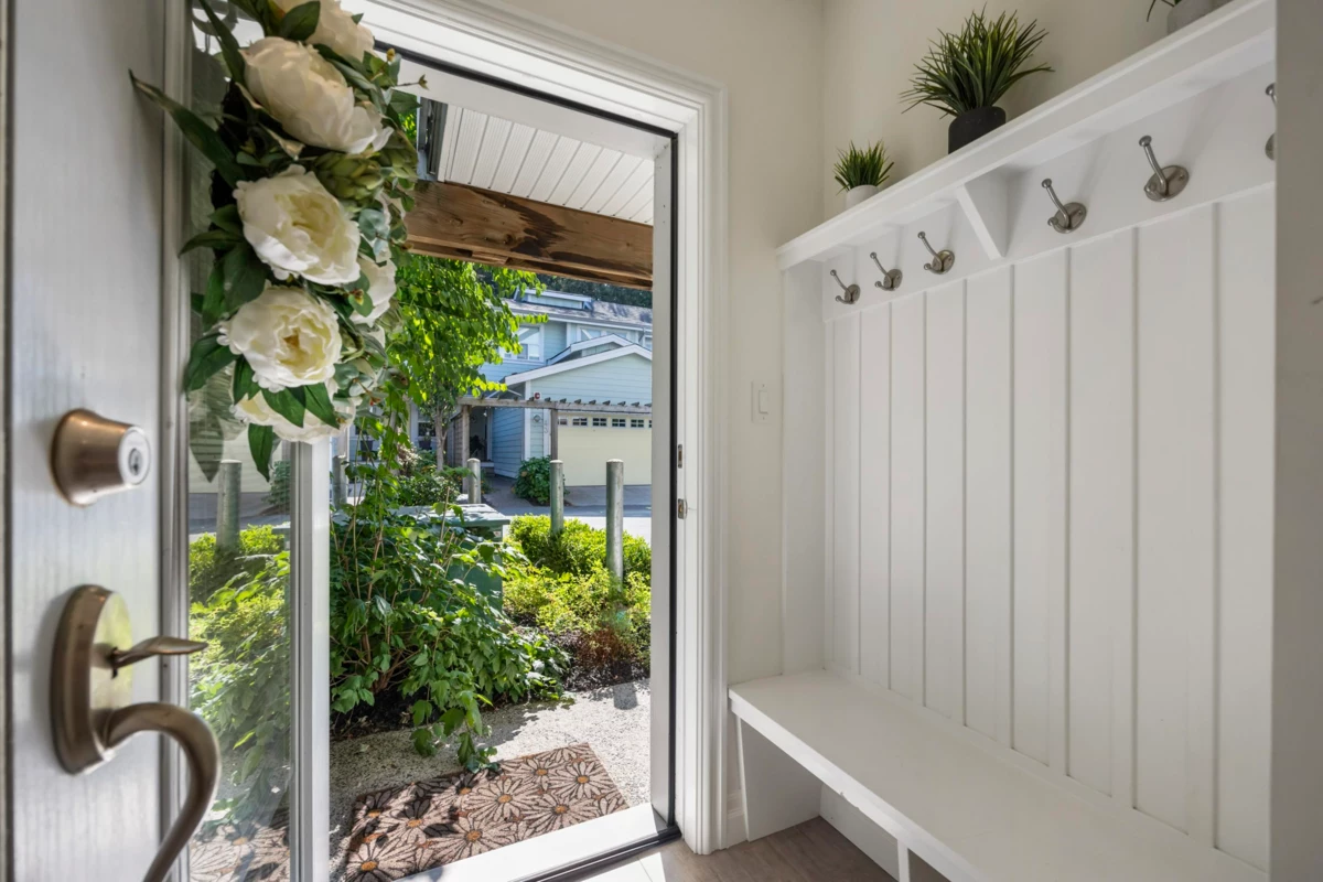 Dining Area Photo of 39 44849 Anglers Boulevard, Chilliwack, BC