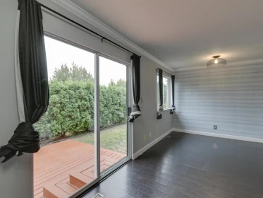 Breakfast Nook Photo of 6 19240 119 Avenue, Pitt Meadows, BC