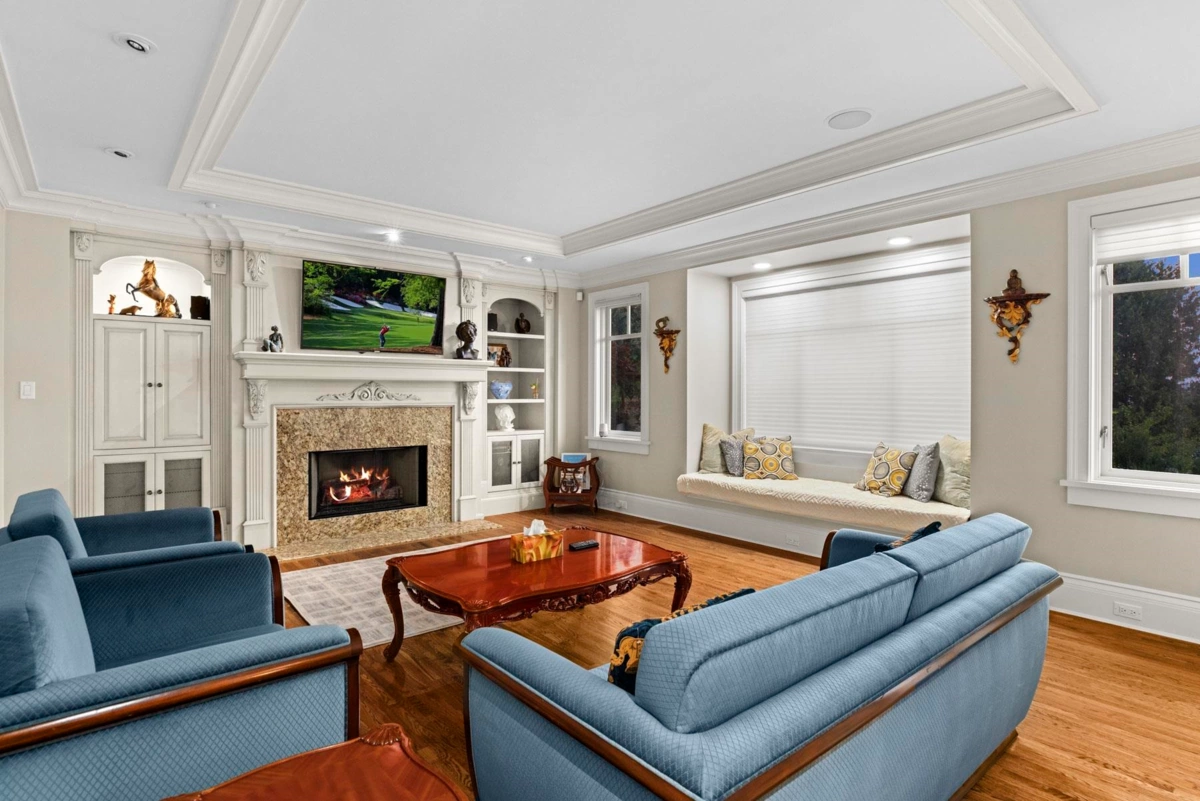 Powder Room Photo of 3090 Mathers Avenue, West Vancouver, BC