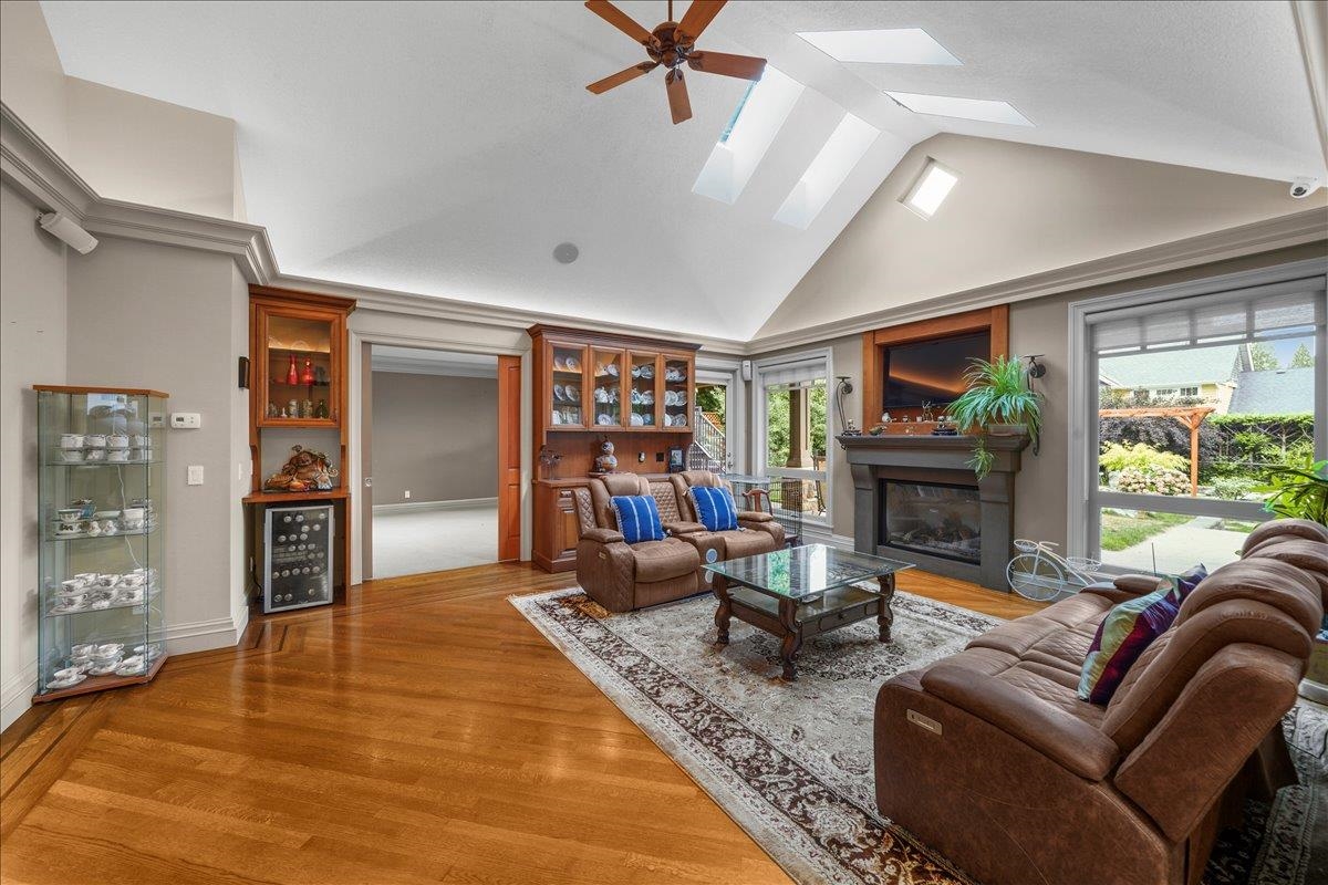 Dining Area Photo of 5085 1 Avenue, Delta, BC