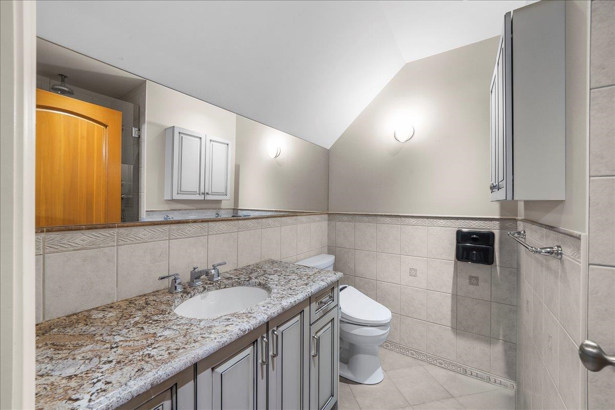 Hallway Photo of 5085 1 Avenue, Delta, BC