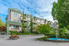 303 13870 70 Avenue, Surrey, BC