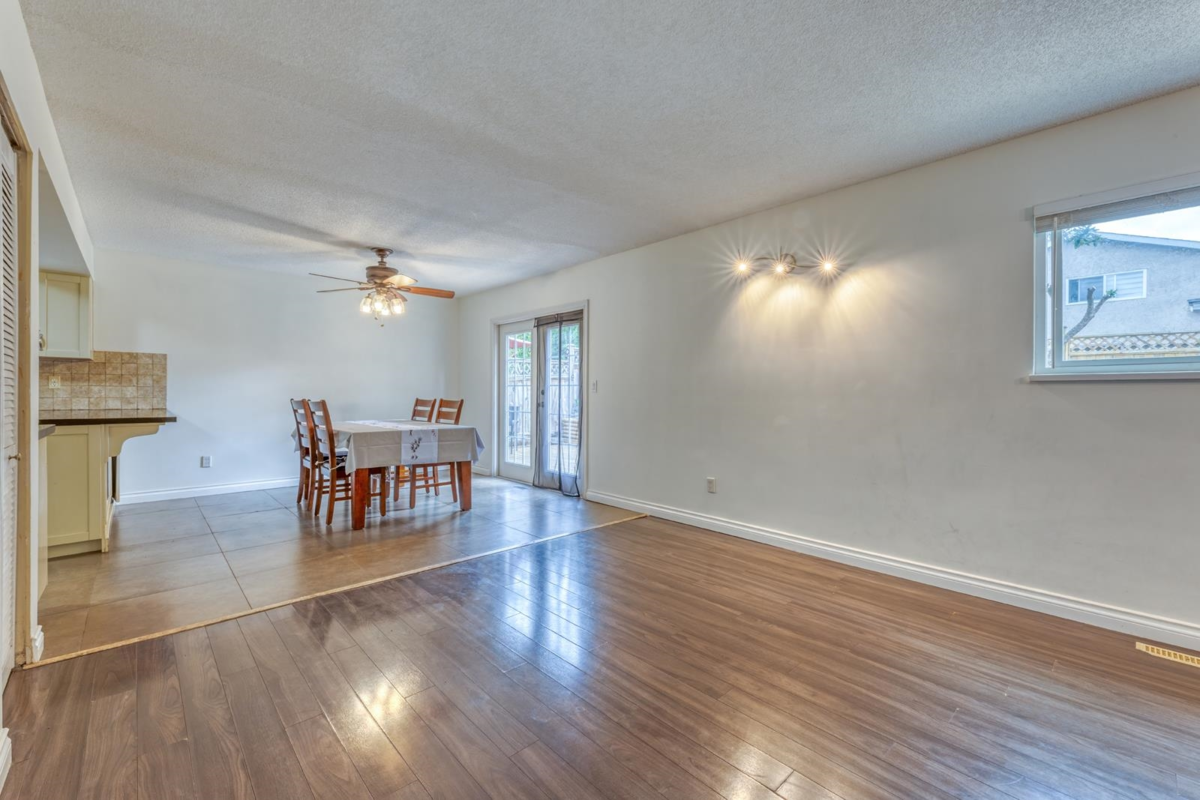Guest Bathroom Photo of 1309 Nestor Street, Coquitlam, BC