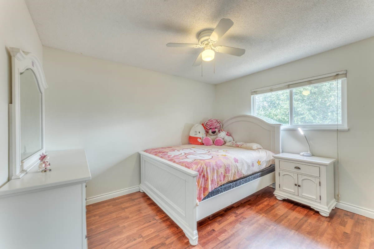 Staircase Photo of 1309 Nestor Street, Coquitlam, BC