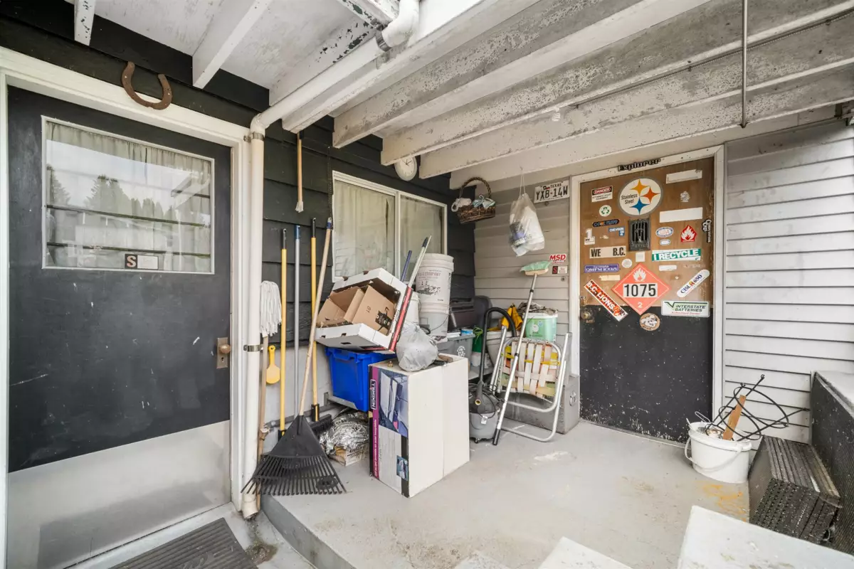 Backyard Photo of 6530 Leibly Avenue, Burnaby, BC