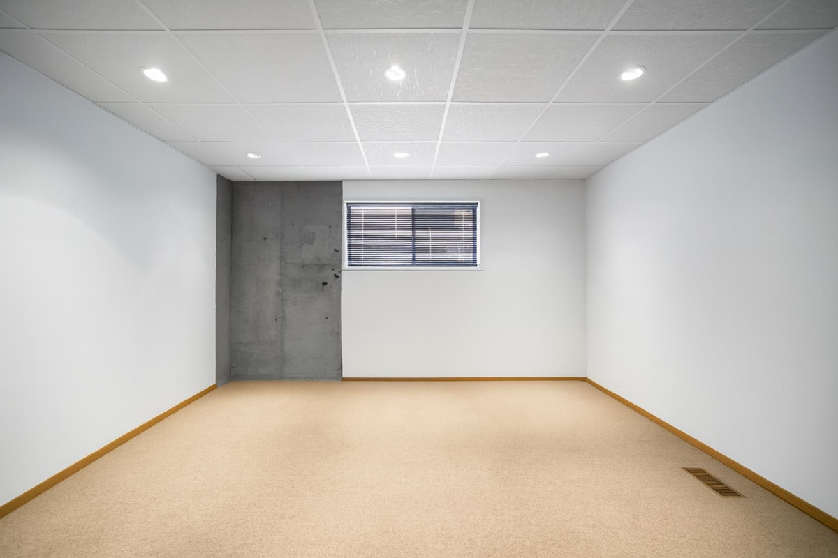 Fitness Center Photo Near 6530 Leibly Avenue, Burnaby, BC