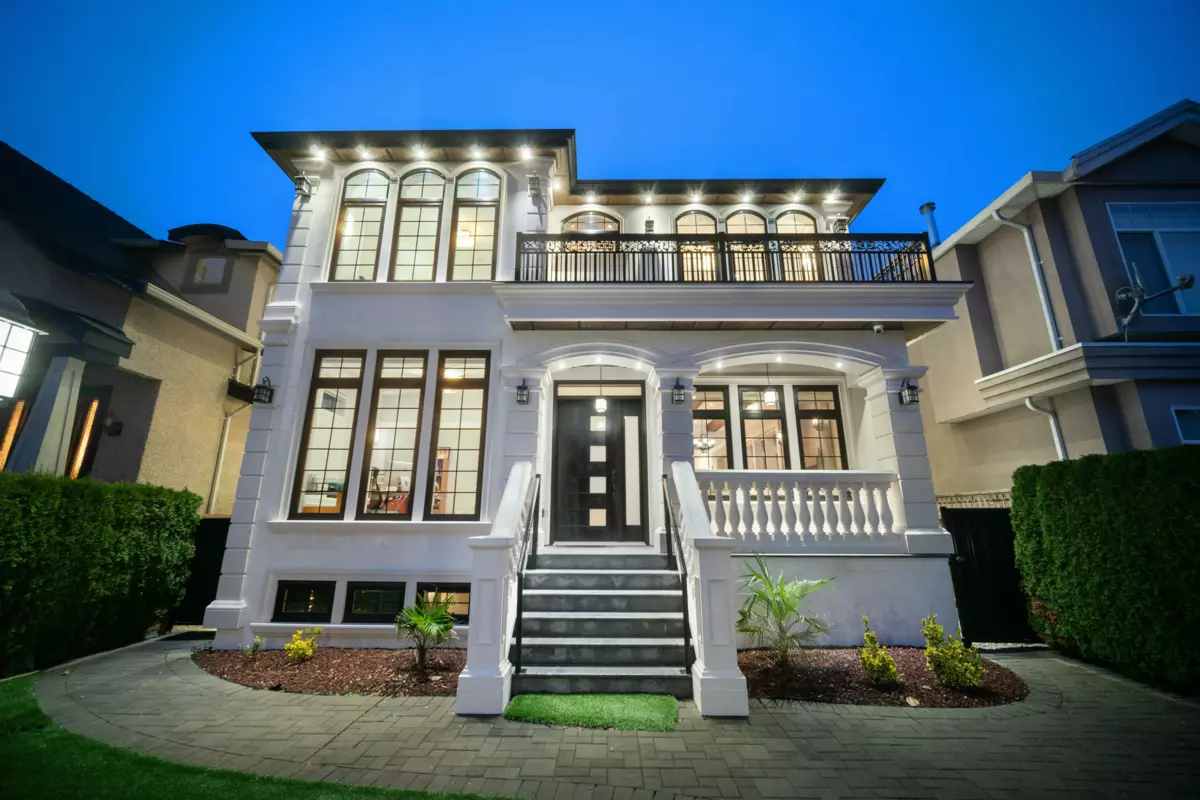 Exterior Rear Photo of 459 E 55th Avenue, Vancouver, BC