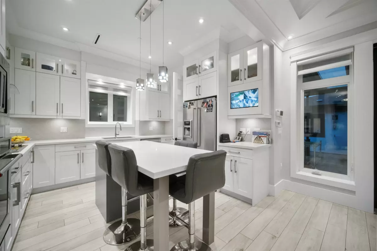 Primary Bathroom Photo of 459 E 55th Avenue, Vancouver, BC