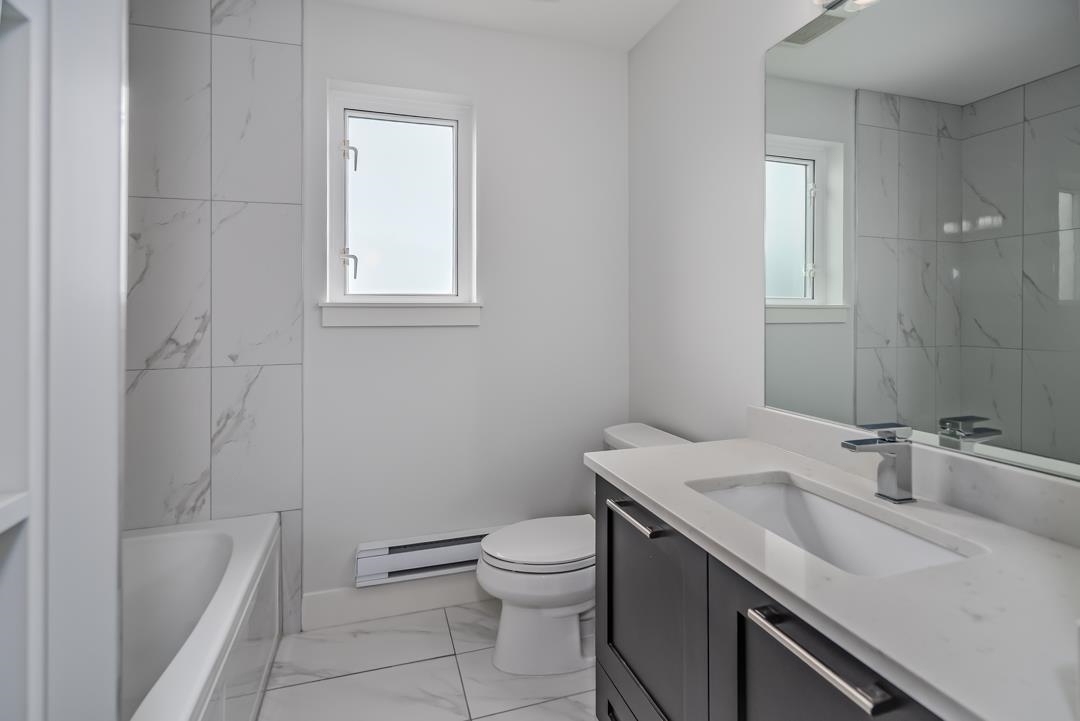 Garage Interior Photo of 30 16337 23a Avenue, Surrey, BC