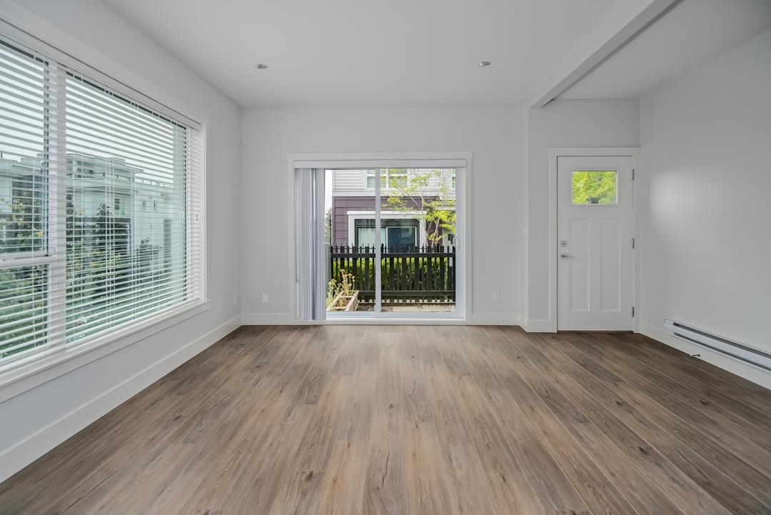 Guest Bathroom Photo of 30 16337 23a Avenue, Surrey, BC