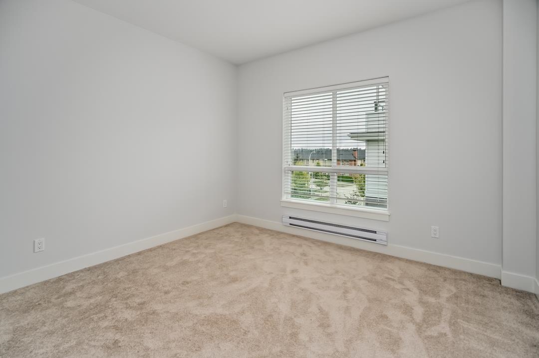 Mudroom Photo of 30 16337 23a Avenue, Surrey, BC