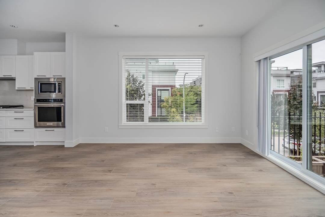 Powder Room Photo of 30 16337 23a Avenue, Surrey, BC