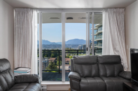 1502 13303 Central Avenue, Surrey, BC V3T 0K6, Surrey, BC, V3T 0K6