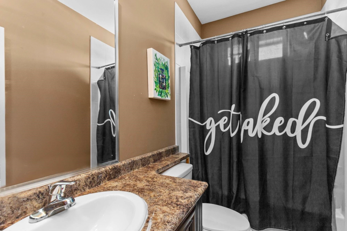 Powder Room Photo of 8637 Maynard Terrace, Mission, BC