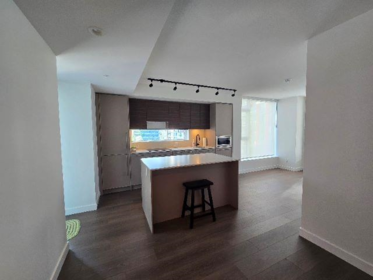 804 13745 George Junction, Surrey, BC, Surrey — Apartment/Condo for sale