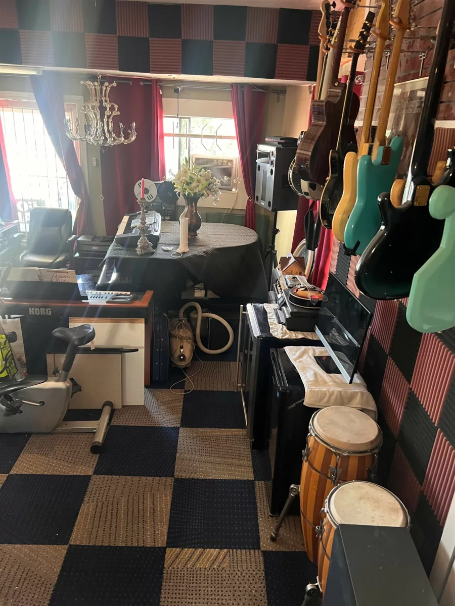 Family Room Photo of 2141 Marine Way, New Westminster, BC