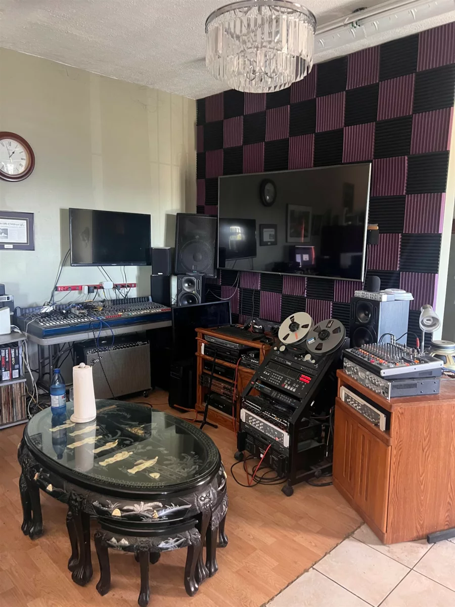 Garage Interior Photo of 2141 Marine Way, New Westminster, BC