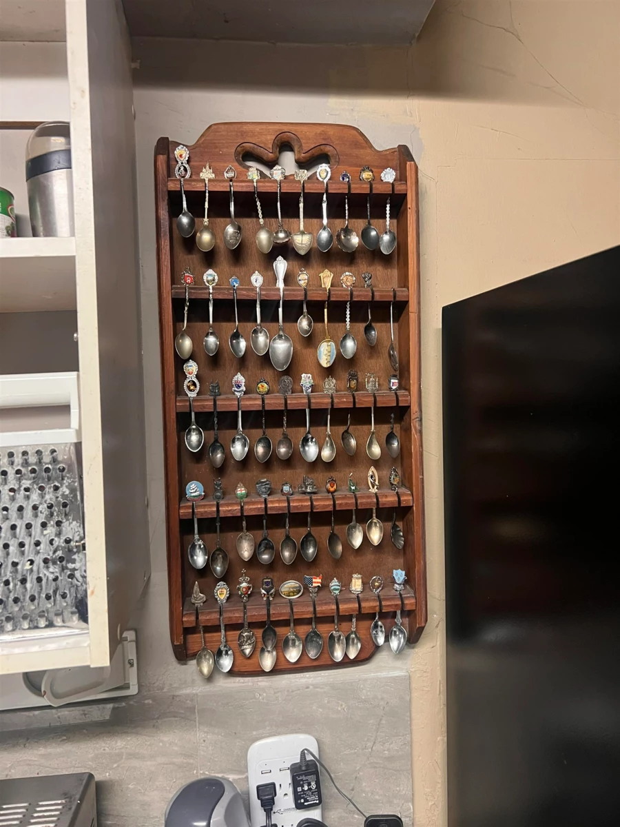 Powder Room Photo of 2141 Marine Way, New Westminster, BC