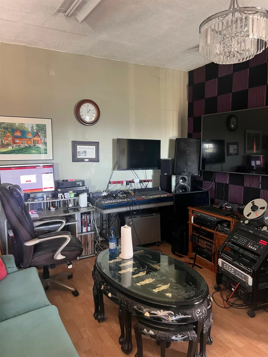 Staircase Photo of 2141 Marine Way, New Westminster, BC