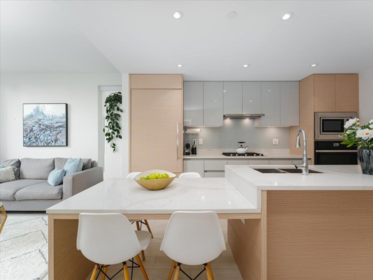 202 3538 Sawmill Crescent, Vancouver, BC, Vancouver — Apartment/Condo for sale
