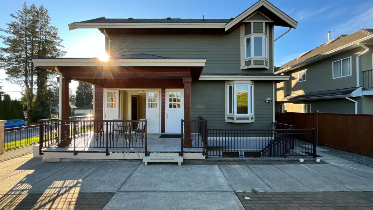 Fitness Center Photo Near 4319 Greta Street, Burnaby, BC