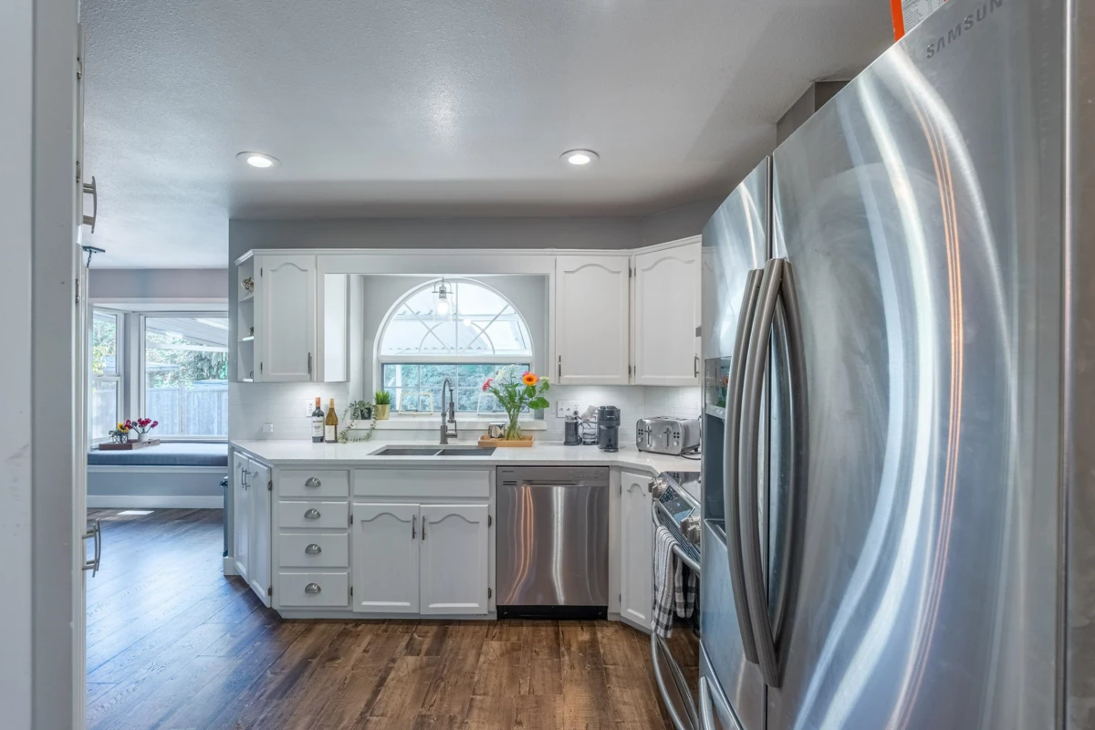 Dining Area Photo of 12492 205 Street, Maple Ridge, BC