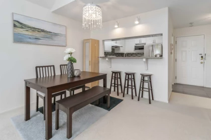 302 8120 Bennett Road, Richmond, BC, Richmond — Apartment/Condo for sale
