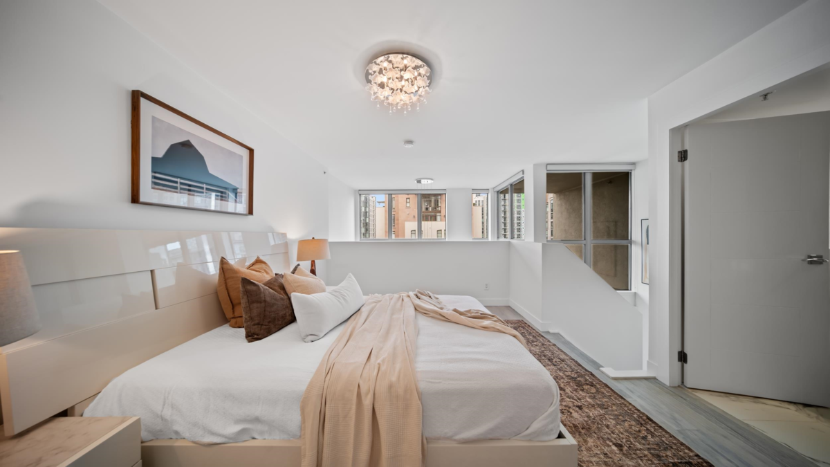 Hallway Photo of 1802 1238 Richards Street, Vancouver, BC