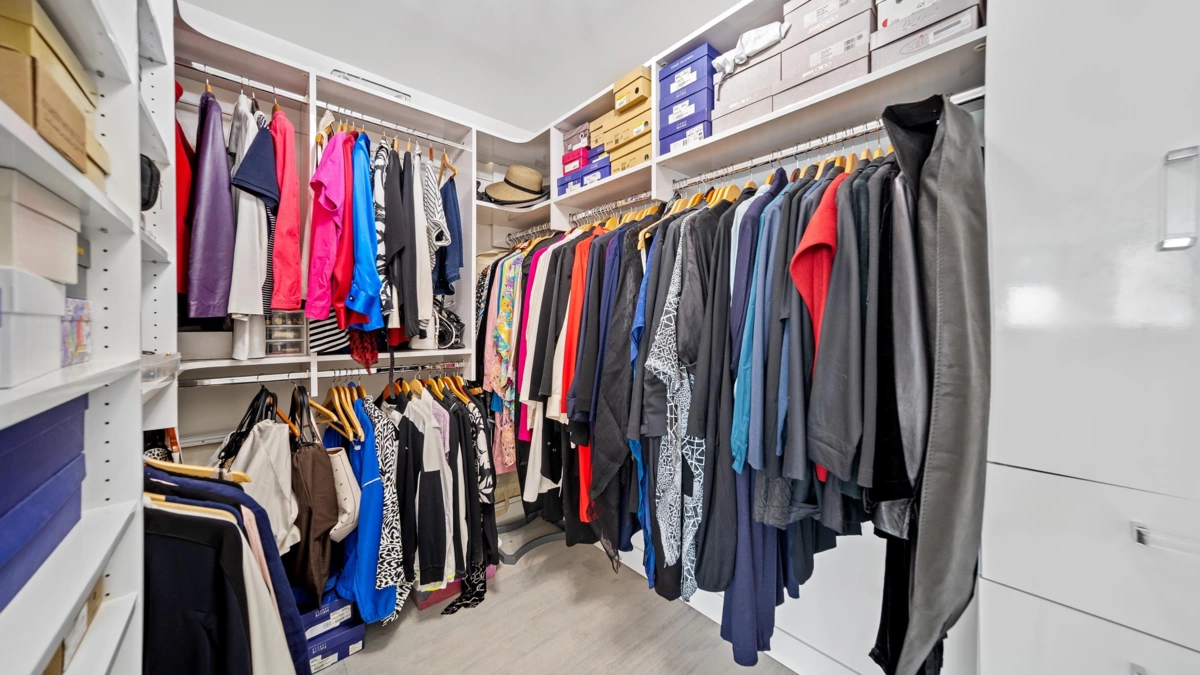 Hot Tub / Spa Photo of 1802 1238 Richards Street, Vancouver, BC