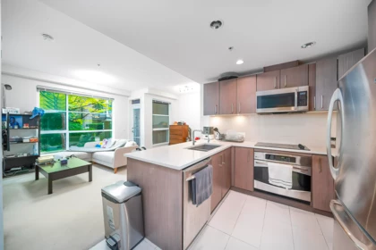101 5981 Gray Avenue, Vancouver, BC, Vancouver — Apartment/Condo for sale