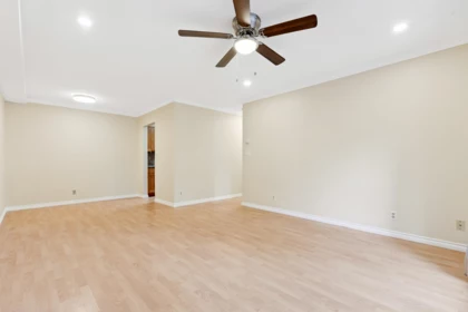 108 8900 Citation Drive, Richmond, BC, Richmond — Apartment/Condo for sale