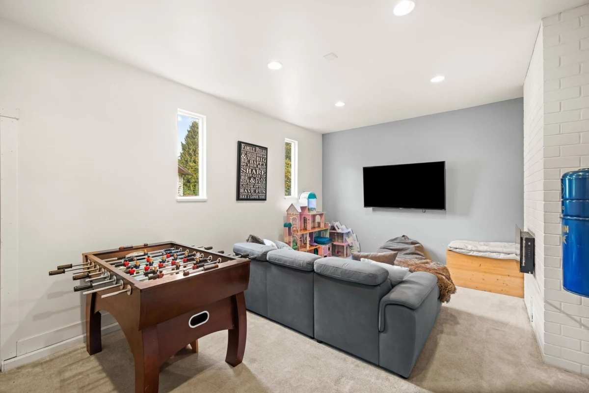 Outdoor Deck Photo of 4951 199a Street, Langley, BC