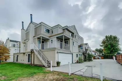 200 10077 156 Street, Surrey, BC, Surrey — Townhouse for sale
