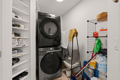 Hallway Photo of 307 4758 53 Street, Delta, BC
