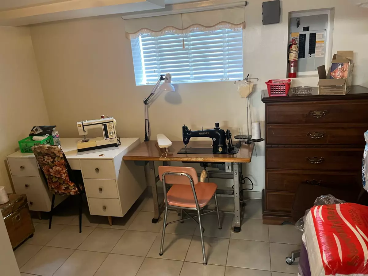 Guest Bathroom Photo of 3961 Venables Street, Burnaby, BC