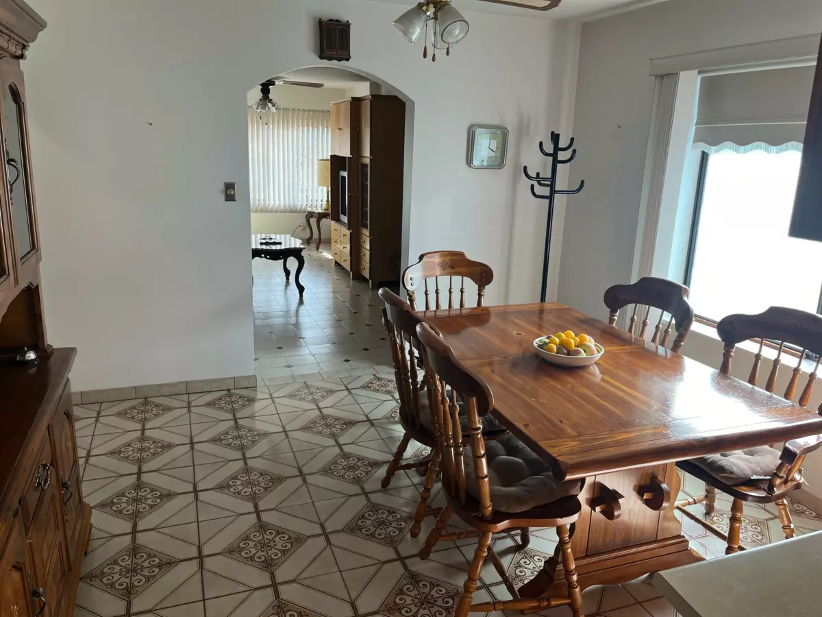 Kitchen Photo of 3961 Venables Street, Burnaby, BC