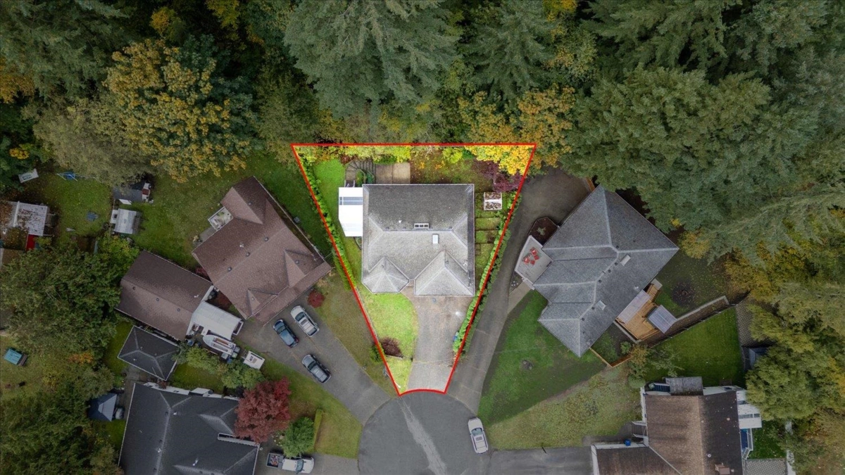 Garden / Landscaping Photo of 65885 Ogilview Drive, Hope, BC