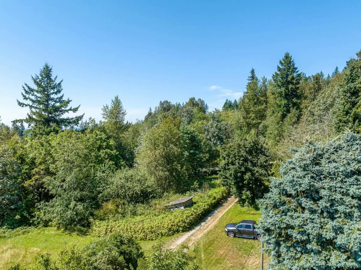 Basement Recreation Room Photo of 8850 Foulds Street, Mission, BC