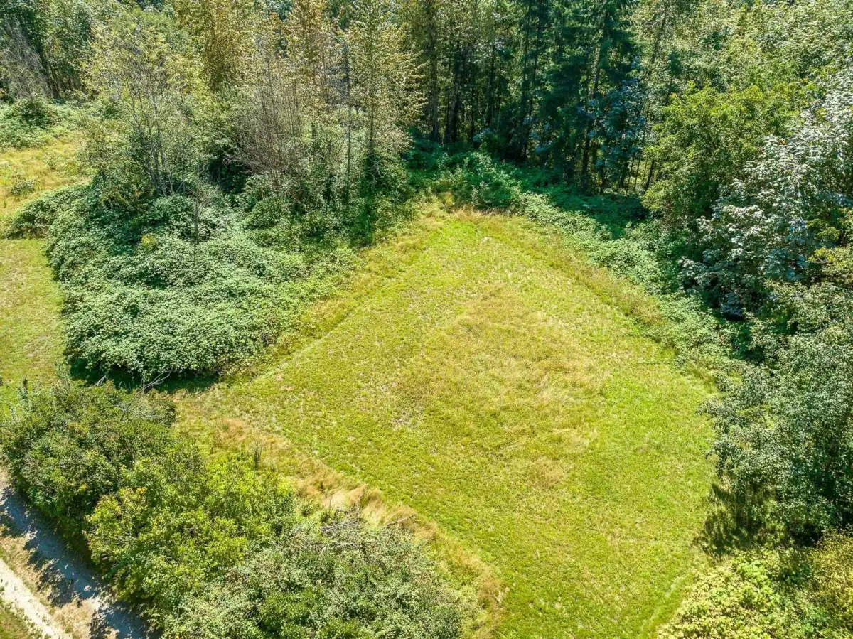 Guest Bathroom Photo of 8850 Foulds Street, Mission, BC