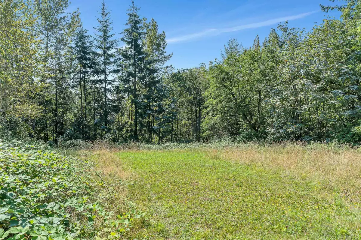 Hallway Photo of 8850 Foulds Street, Mission, BC
