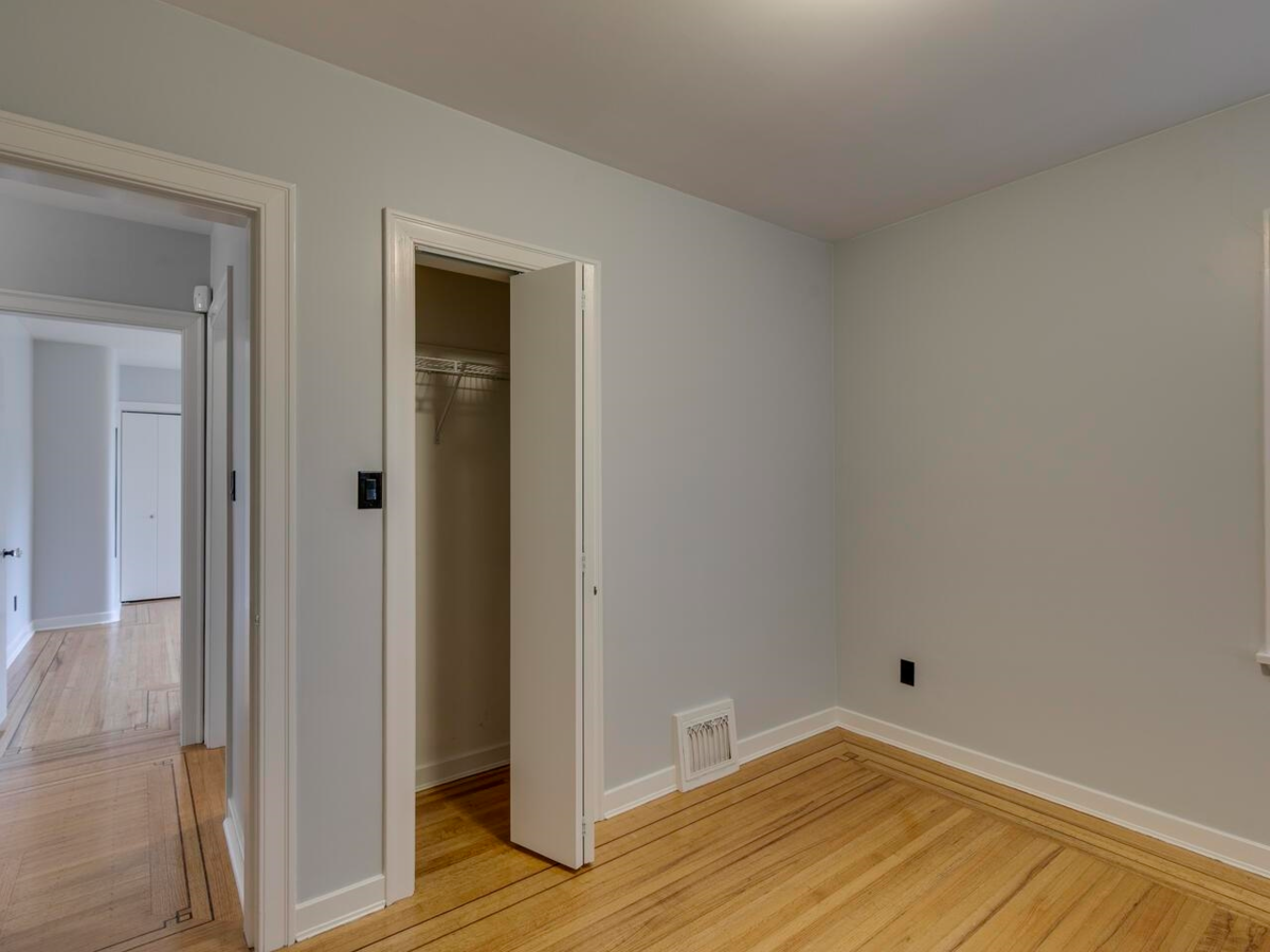 Garage Interior Photo of 33700 3rd Avenue, Mission, BC